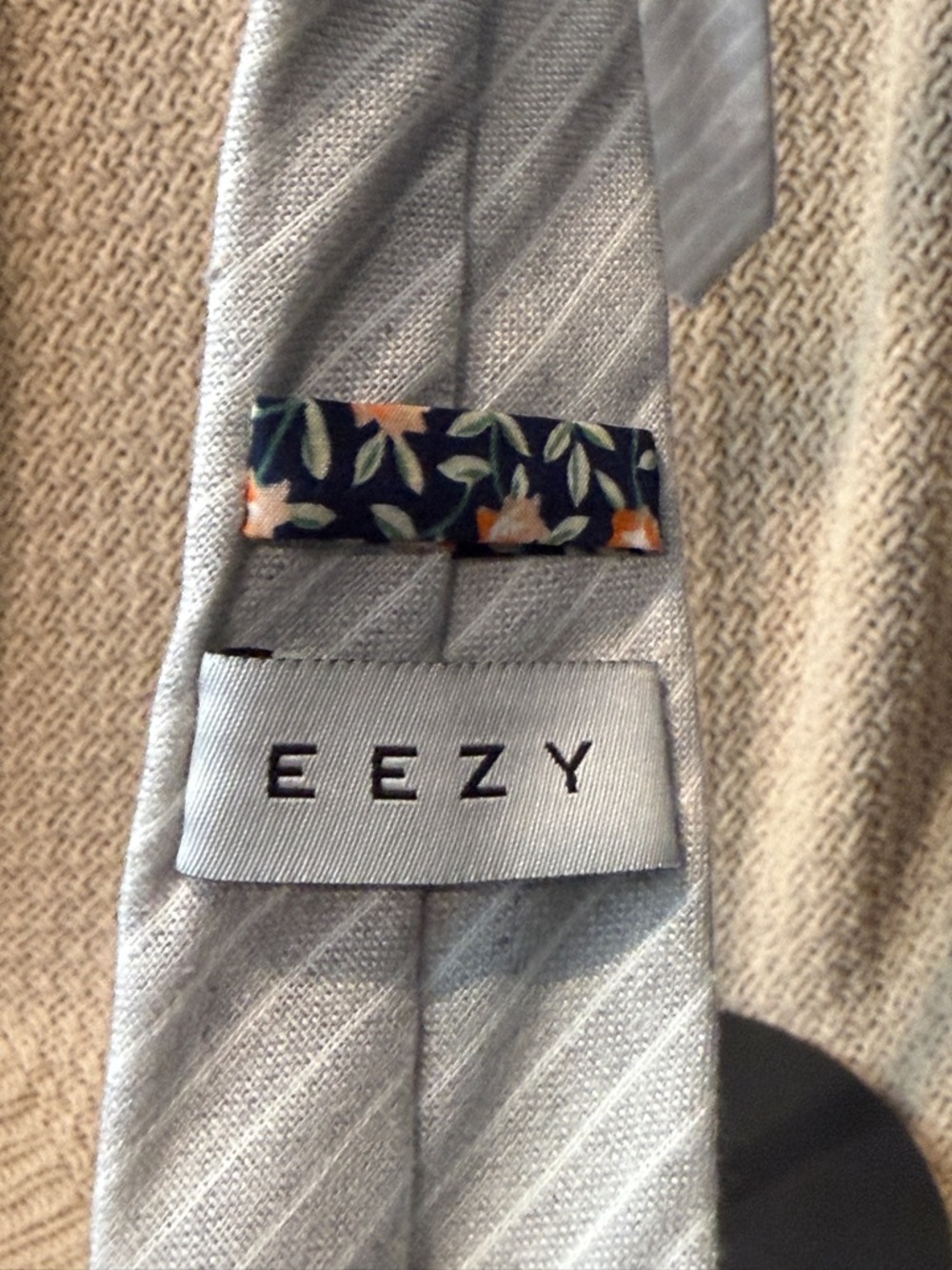 Light Gray Men's Silk Tie - Subtle Stripe